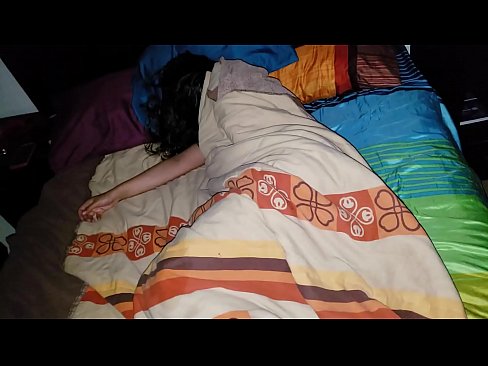 ❤️ Ögey oğul gənc ögey anası yatarkən onu təhqir edir. ❤ Porno vk bizdə ❌️